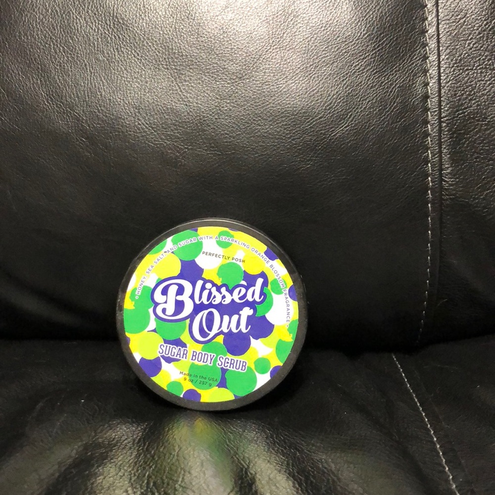 Perfectly posh sugar body scrub